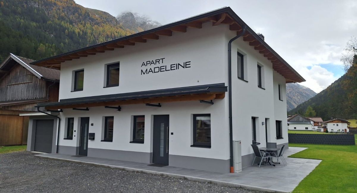Apart Madeleine Ferienwohung Pitztal im Sommer